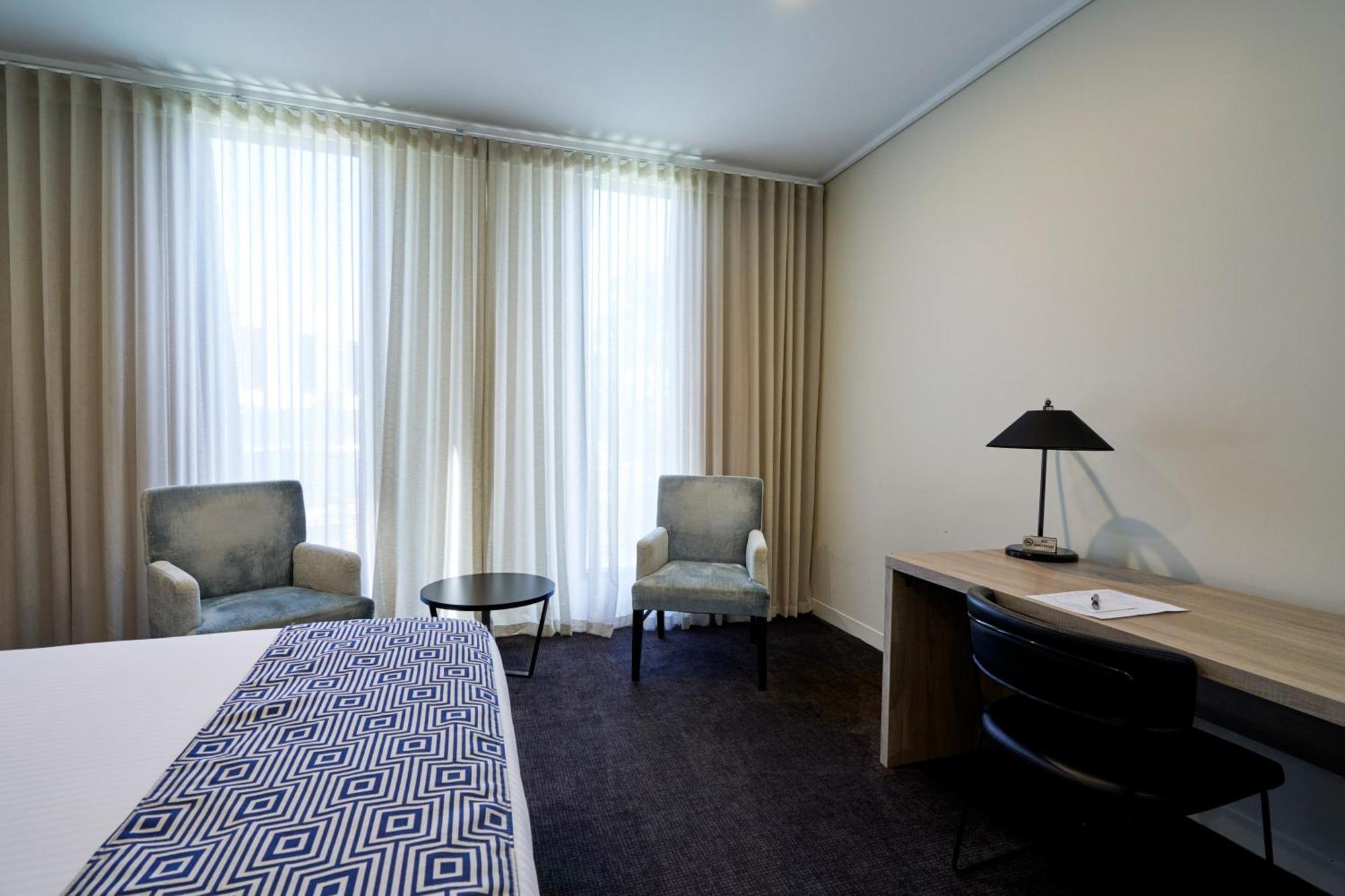 The Dingley Hotel Luaran gambar