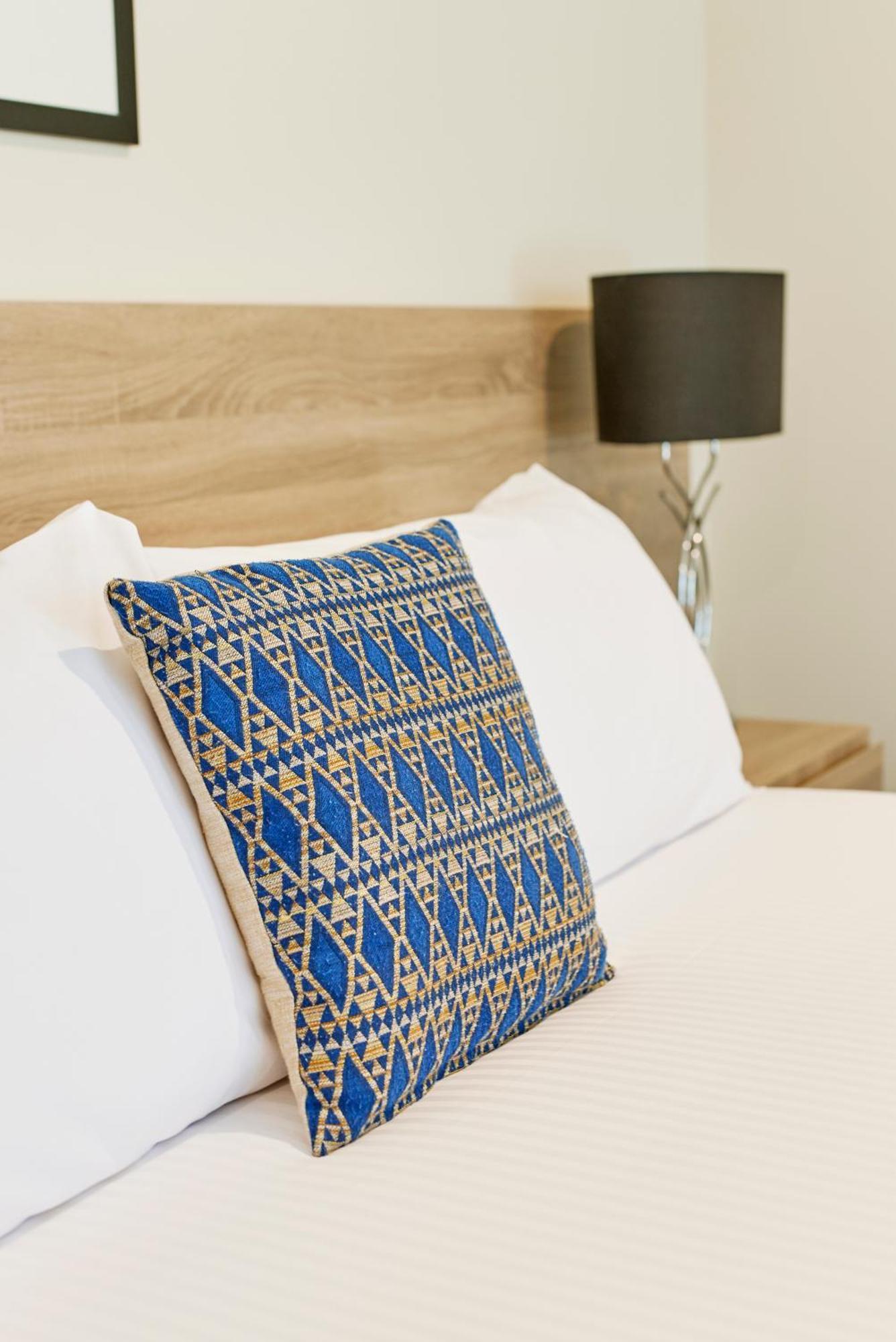The Dingley Hotel Luaran gambar