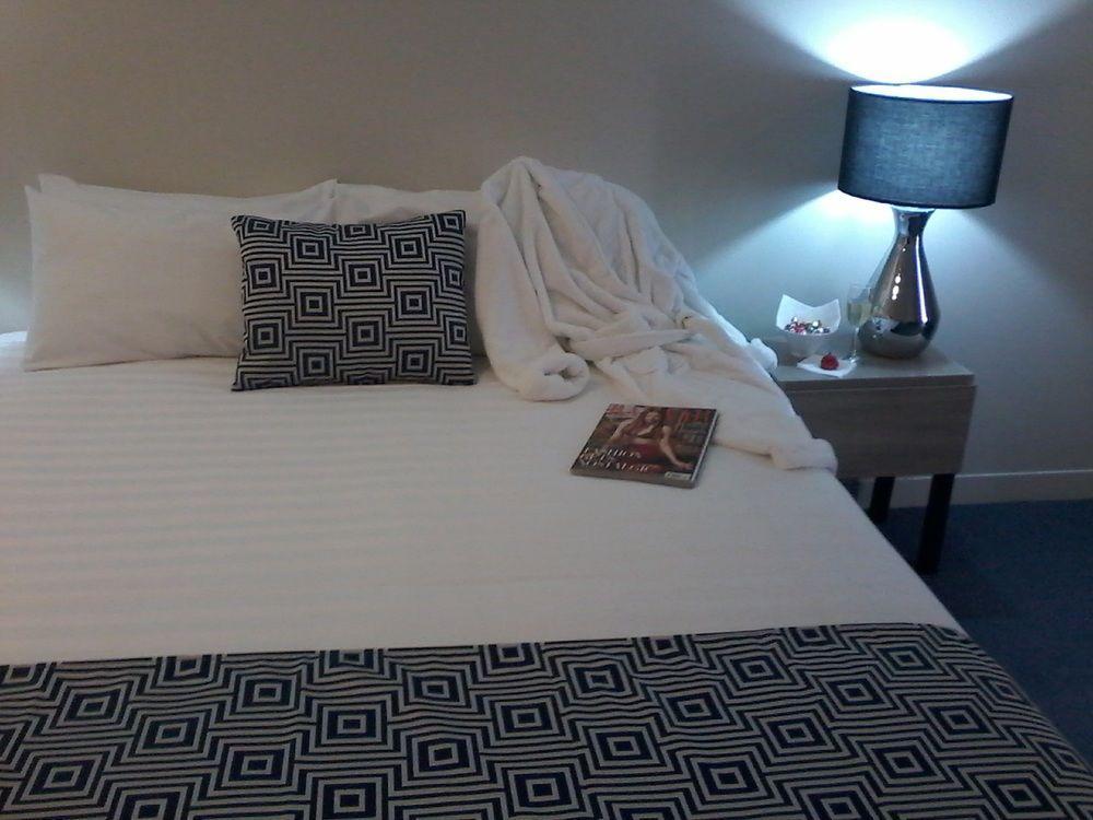 The Dingley Hotel Luaran gambar