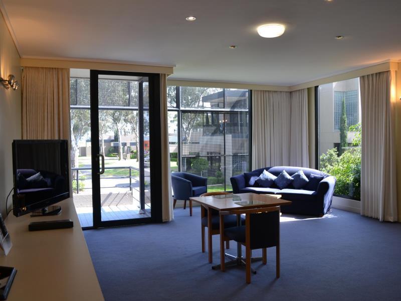 The Dingley Hotel Luaran gambar